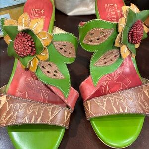 L'ATISTE Green and Red Floral Sandals